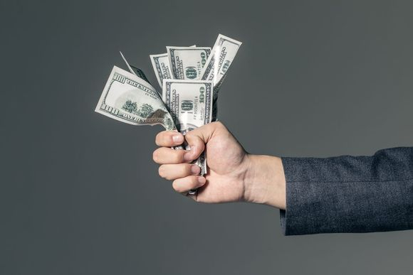 分析要債公司怎麽收費？怎（zěn）麽討債？